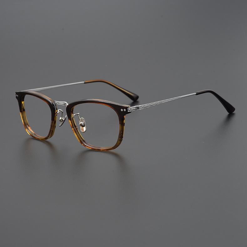 

Retro Japanese Pure Titanium Square Eyeglasses for Men