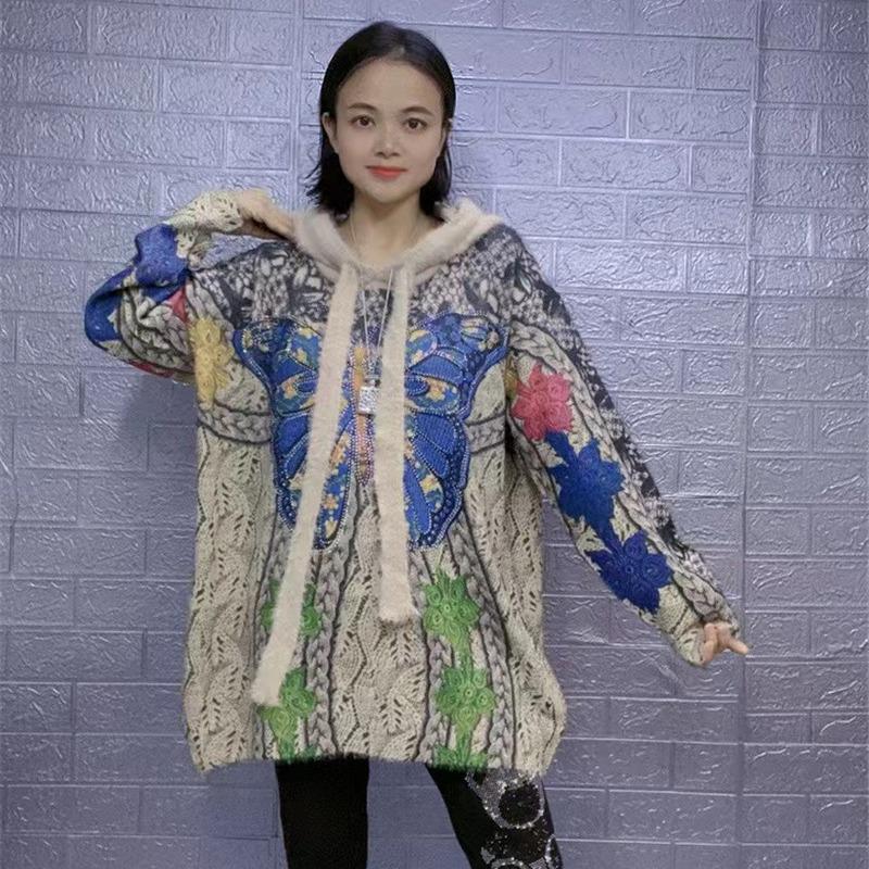 Plus Size Women's Retro High-End Printed Hooded Sweater - New Autumn Fashion Loose Slimming Top