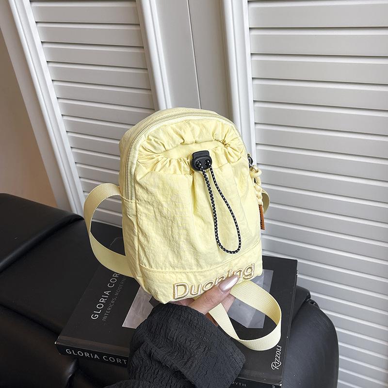 Mobile Phone Bag Women's Small Satchel Women's New Summer Mini Water Cup Kettle Bag Lightweight and Simple Messenger Bag