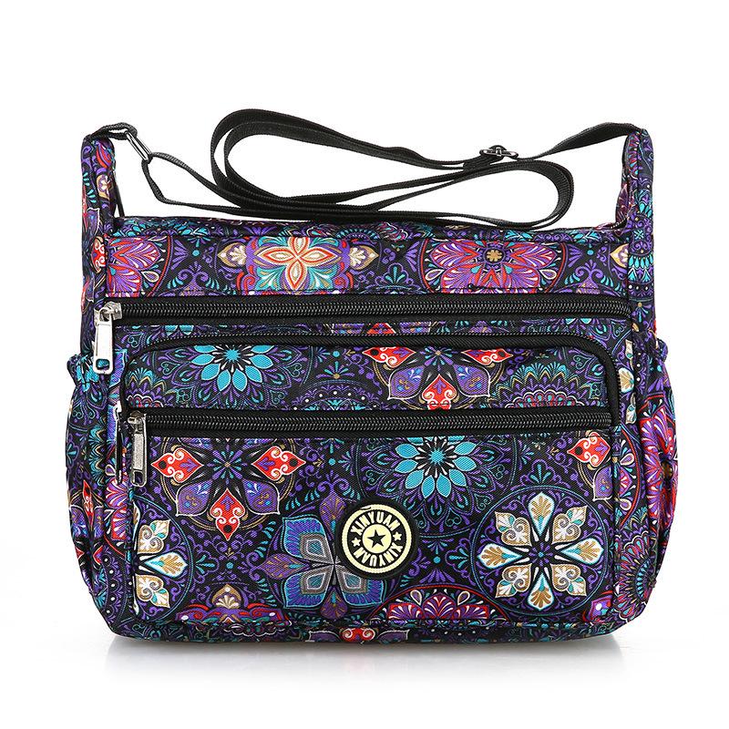 Large Capacity Women's Single-Shoulder Crossbody Bag - Stylish Oxford Nylon for Middle-Aged Moms