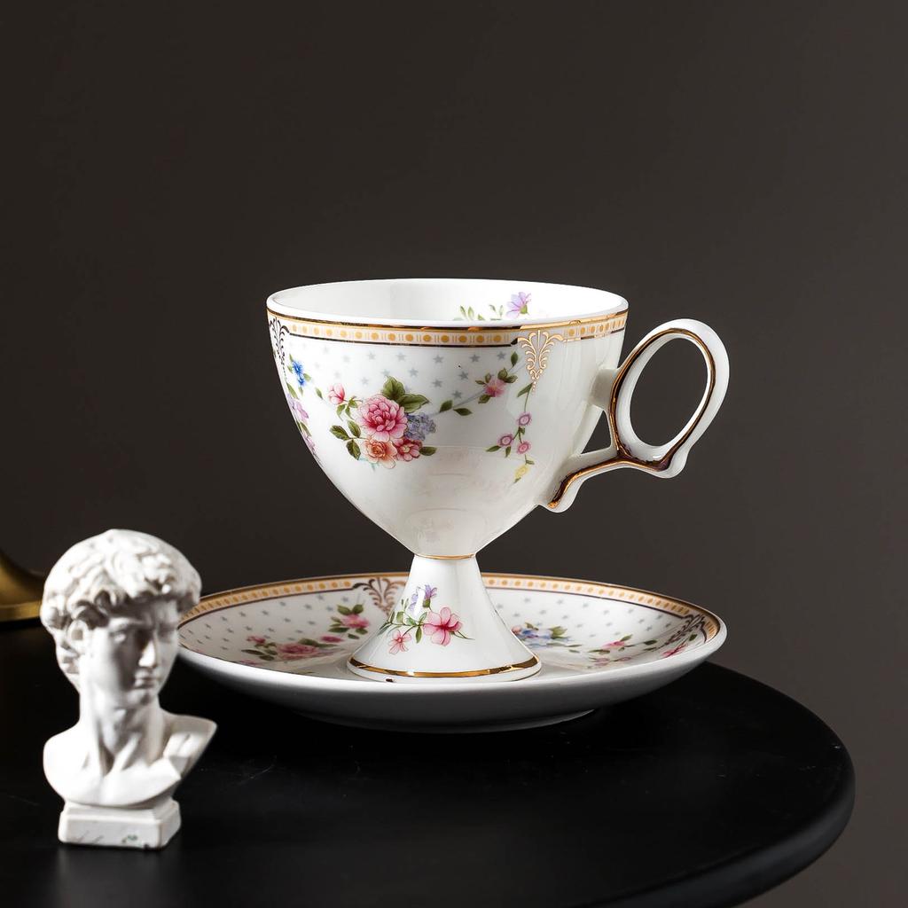 220ml Bone China Espresso Cup Saucer Sets Ceramic Black Tea Mug Saucer Afternoon Tea Coffee Cup Saucer Sets Couple Water Cups