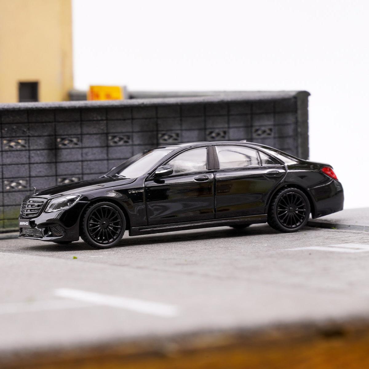 

KING MODEL 1:64 Mercedes Benz S65 AMG W222 CLS63 AMG Wagon Alloy Car Model Miniature Diecast Collection Ornament Hobby Toys Gift