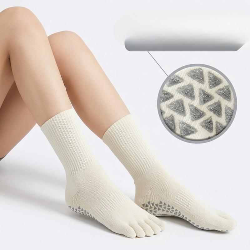 Spring and Summer Fitness Sports Socks Yoga Solid Color Simple Style Pilates Socks Glued Anti-Slip Five-Finger Socks