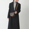 Celine Borsa a Sella Monogramma Folco Tracolla Regolabile Pelle Sintetica Rivestita e Pelle di Vacchetta Donna Tracolla Marrone 191502BZJ-04LU