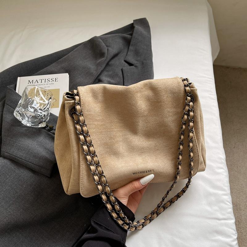 

Сумка большой вместимости Женская цепочка Летняя модная сумка-тоут Высокий уровень внешнего вида Сумка на одно плечо хаки