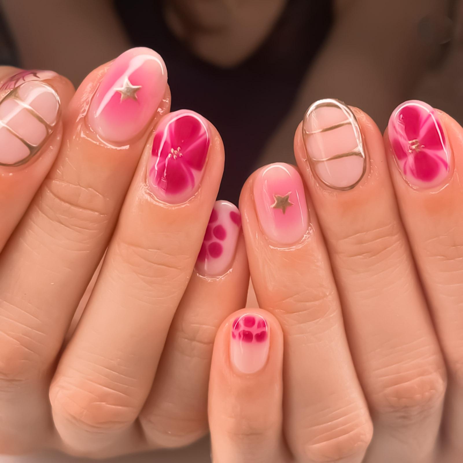 24pcs Sweet Pink Flower Press On Nails Glossy Short Almond Full Cover Stick-on Nails Gold Stripe Blush Artificial False Nails