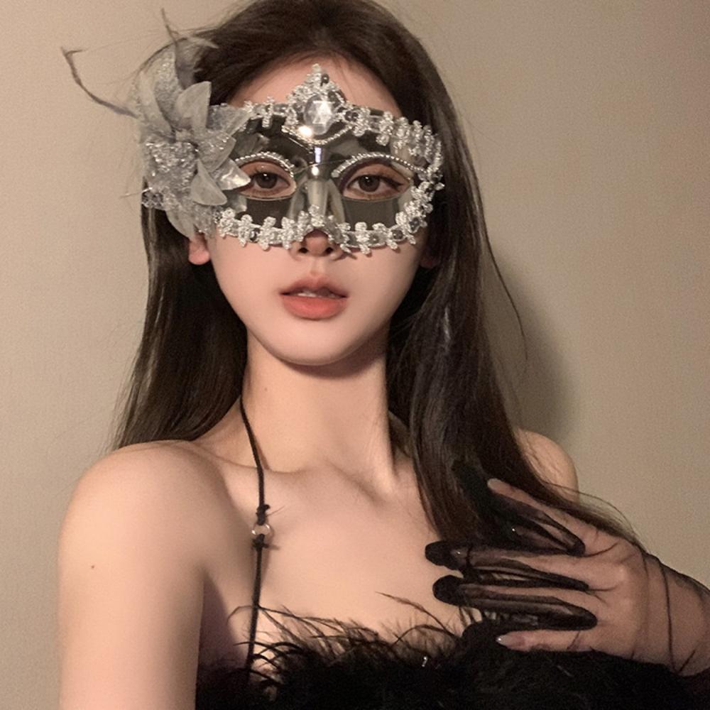 Masquerade Mask for Women Venetian Costume Half Face Costume Cosplay Lace Eye Mask Halloween Carnival Party Feather Mask 2025