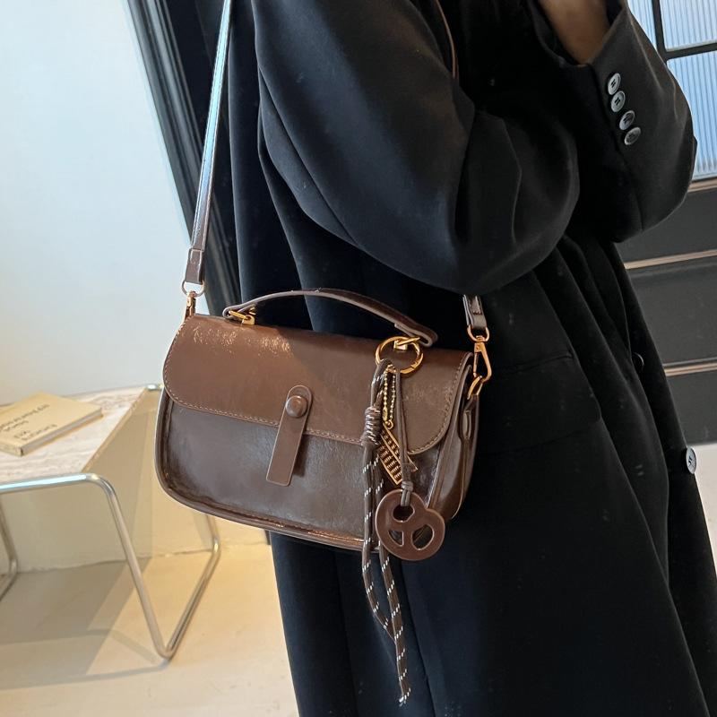Premium sense small bag women 2025 new versatile messenger bag fashion super fire portable small square bag