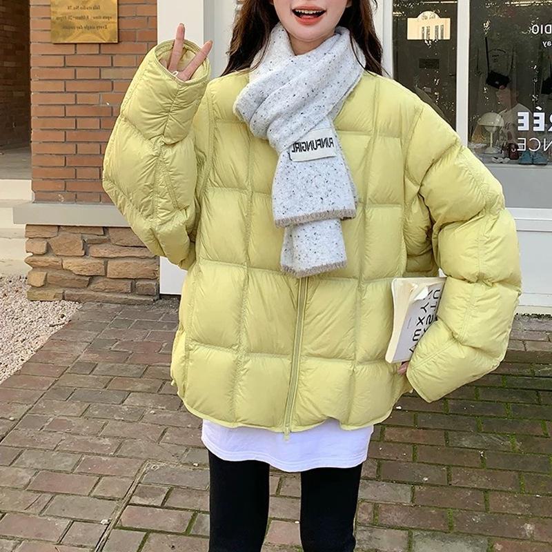 Women's Korean Style Short Tofu Block Down Jacket - Warm, High-End Winter Petite Puffer