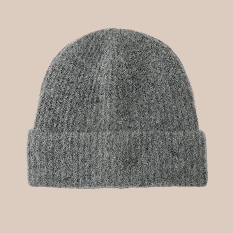 Women's New Style of Wool Hats In Autumn and Winter Big Head Circumference Loose Knitted Pile Hats Versatile Small Cold Hats Showing Off Their Faces