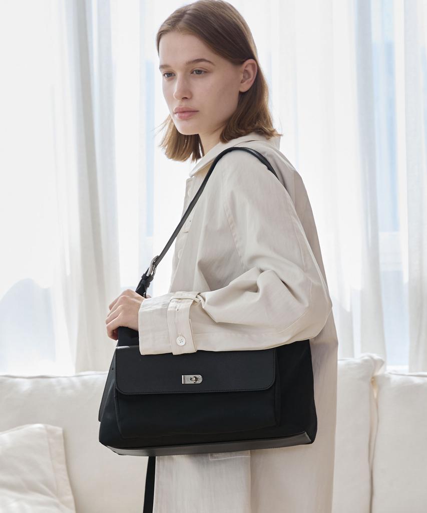 Lovecharm Posh Pocket Bag_L_Black