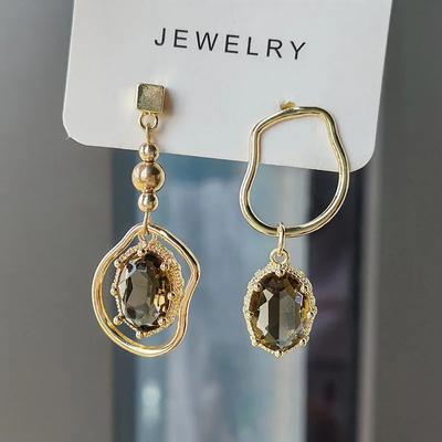 Asymmetrical Vintage Drop Earrings For Women Fashion Temperament Dangle Earrings For Women Jewelry Gift