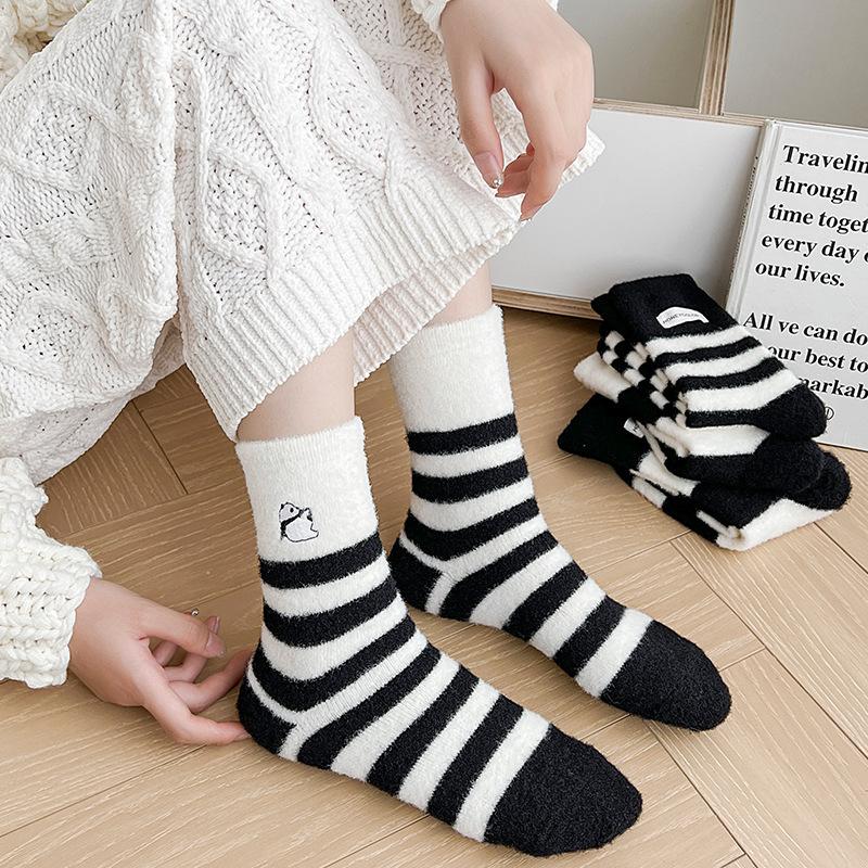 Australian Velvet Mink Velvet Warm Cotton Women'S Socks Thickened Warm Black And White Panda Cloth Label Women'S Medium Tube Socks Home Socks