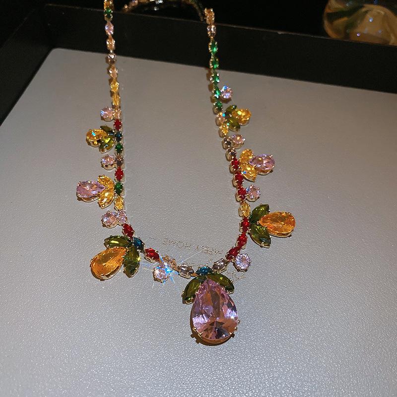 French Court Style Needle Diamond Earrings Necklace Retro Exaggerated Stud Earrings Design Sense Earrings Jewelry Set