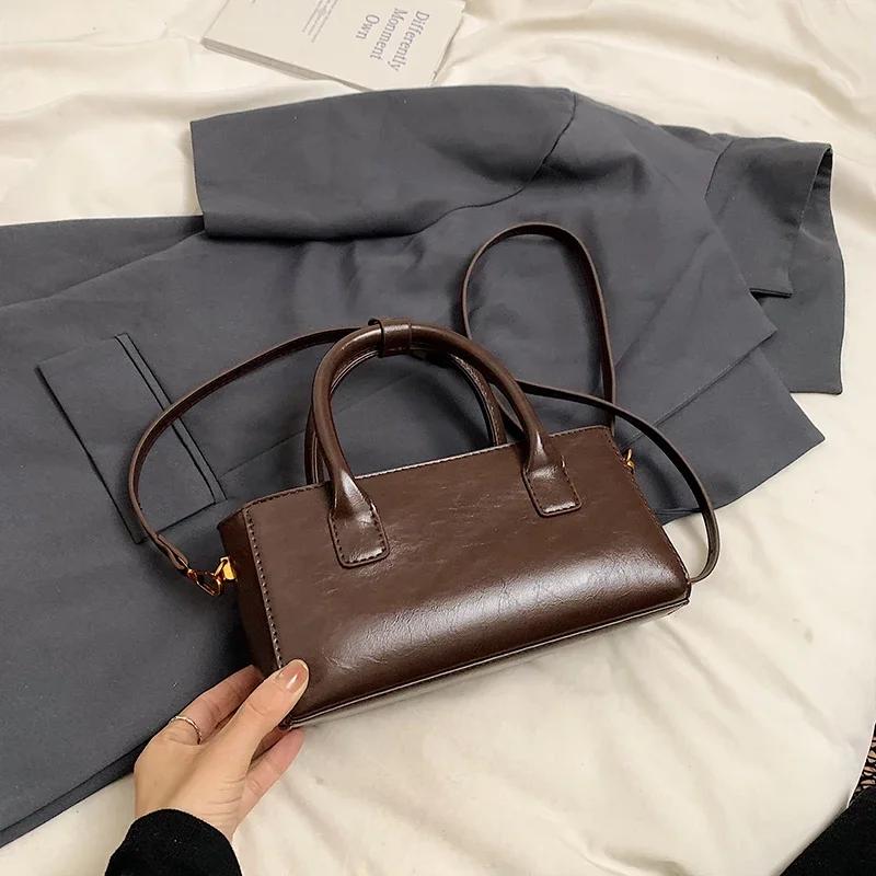 

Женская маленькая сумка через плечо из искусственной кожи, квадратная сумка через плечо, зимние сумки с верхней ручкой и короткими ручками 25cmx12cmx7cm