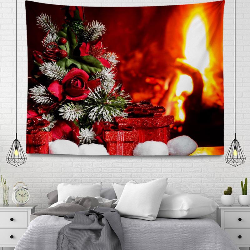 Hängende Wandteppiche aus Stoff im weihnachtlichen Stil