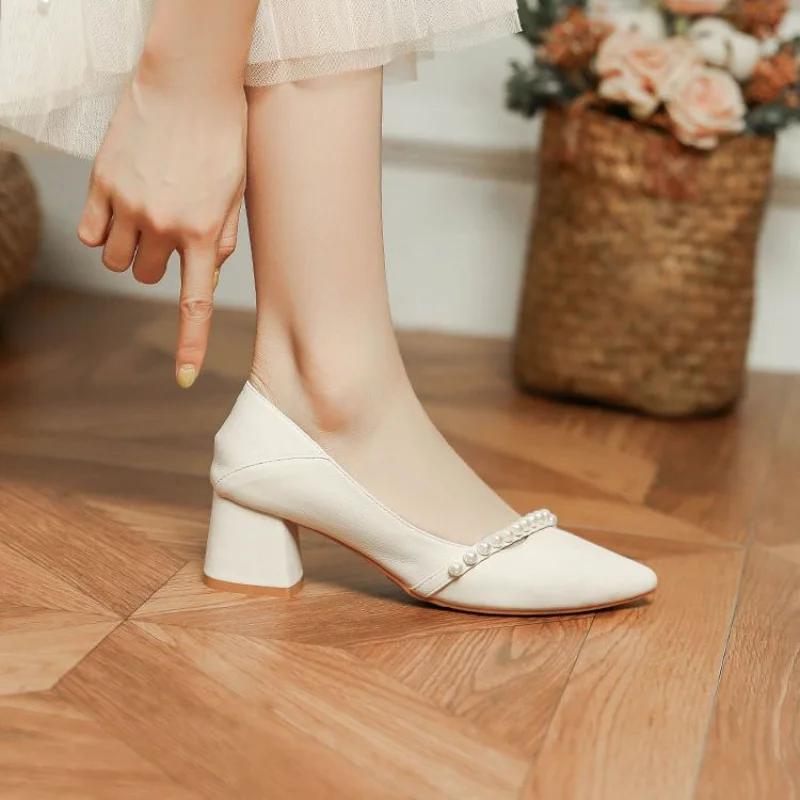 Wedding Bride Shoe Shoes for Women Pointed Toe Pearl Square Heels with Medium Woman Footwear Shallow Beige Lastest Slip On A L E