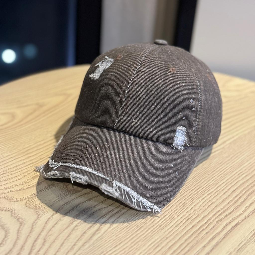 Spring and summer new style personalized frayed edge ripped denim baseball cap for men and women, vintage versatile, face-slimming, sun-protective