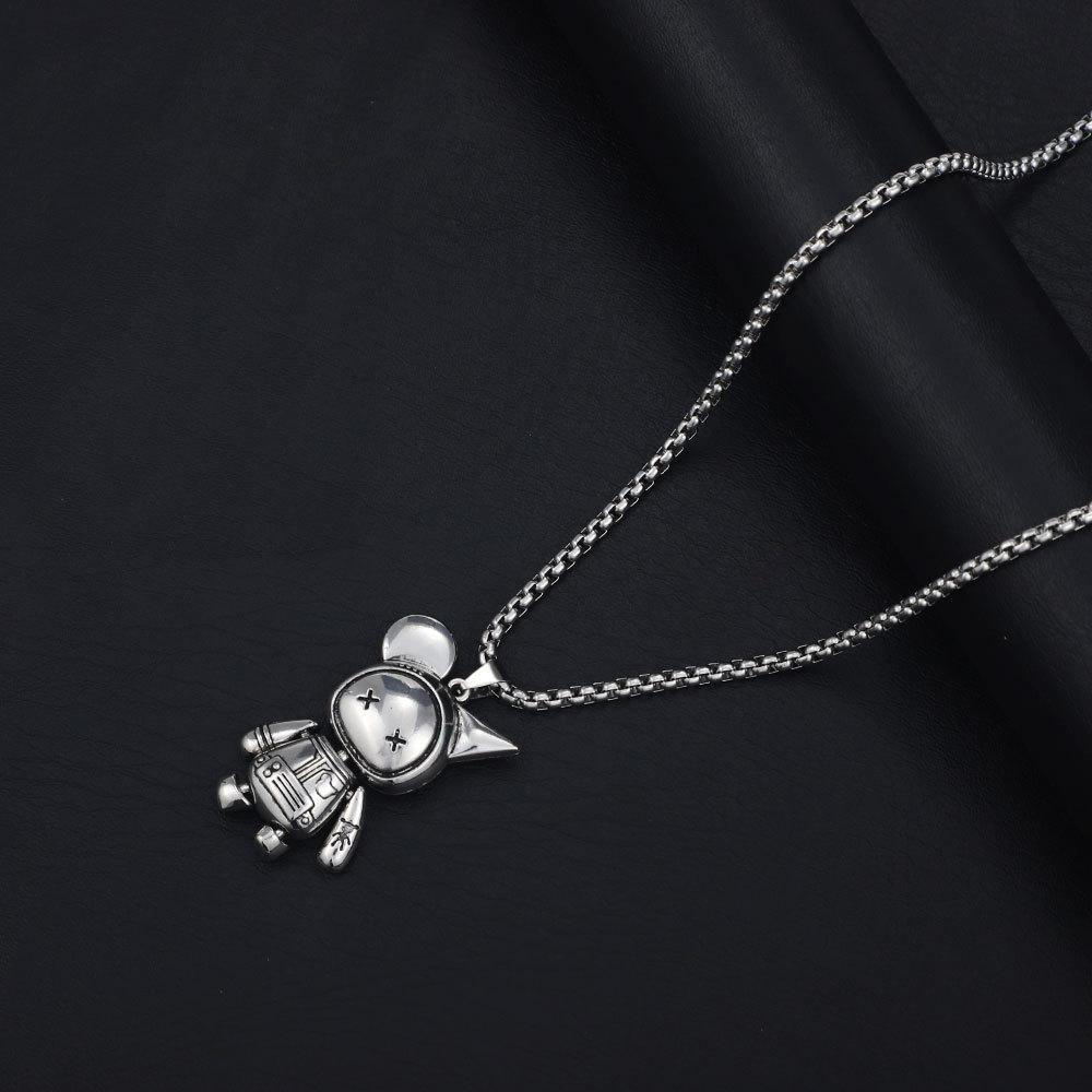 Titanstahl Niedliche Bewegliche Puppe Roboter Anhänger Halskette Für Männer Und Frauen Hip Hop Unisex Cool Jungen Pulloverkette Schmuck