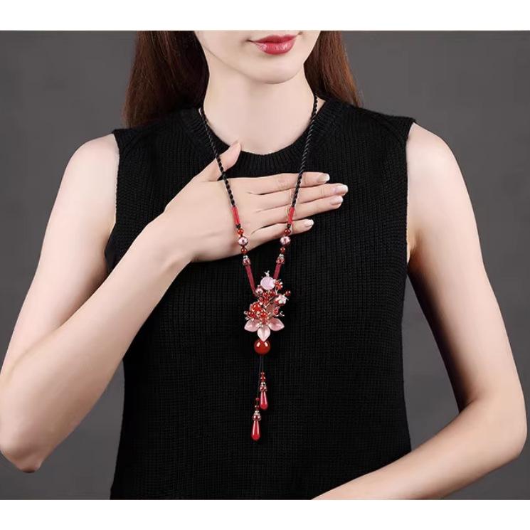 GEMCHIC Women s Vintage Red Floral Pendant Necklace Long Sweater Chain Ethnic Style Acrylic Bead Statement Jewelry S