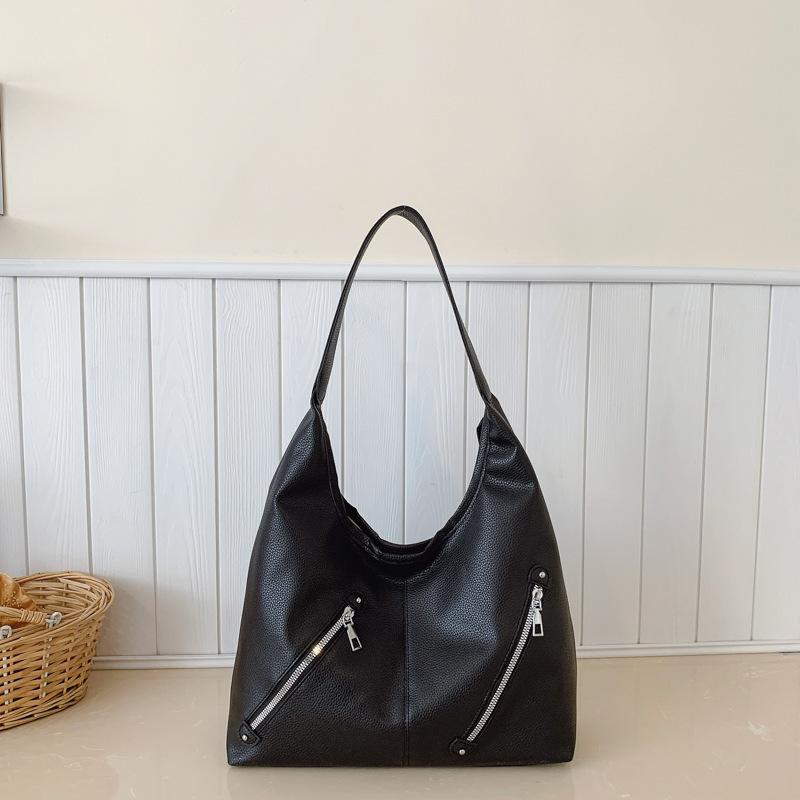 

Fashion casual shoulder bag large capacity lightweight 2025 new trendy commuter messenger tote bag