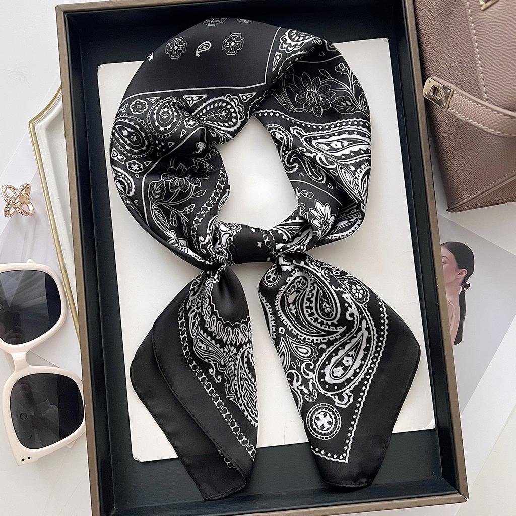 New Silk Square Scarf Women Retro Paisley Cashew Print Neckerchief Female Foulard Head Hijab Hairband Soft Neck Bag Ribbon Satin