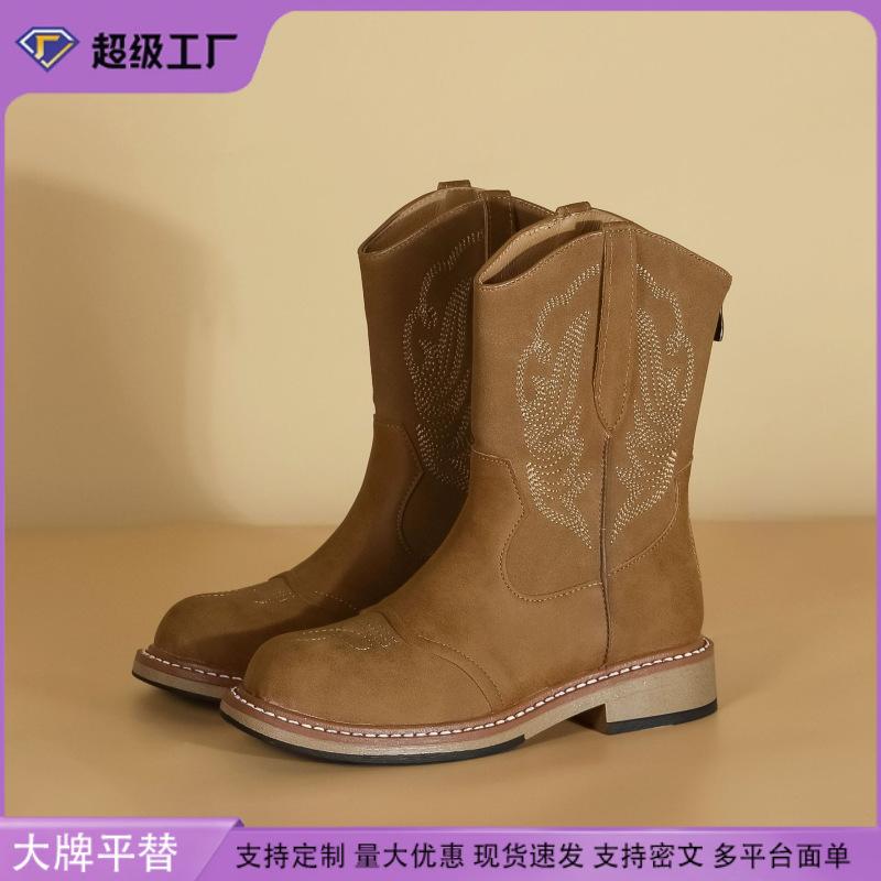 Grape Mom 2025 new embroidered medium tube knight boots V-mouth western cowboy boots small thick-soled heightening boots