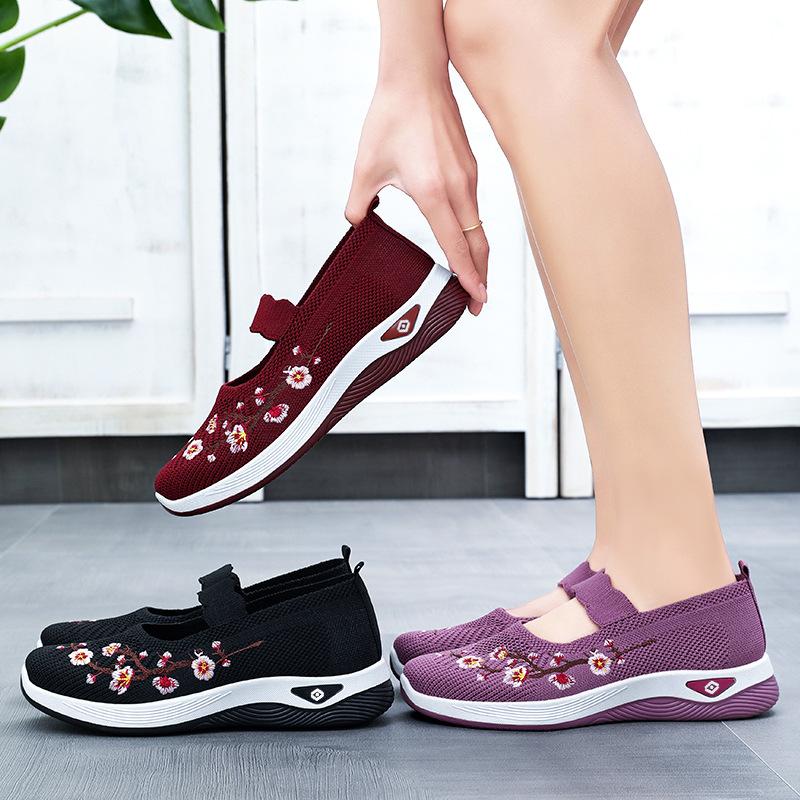 Women's shoes large size casual shoes summer new fly-woven breathable mesh shoes soft sole comfortable shoes women's 2025