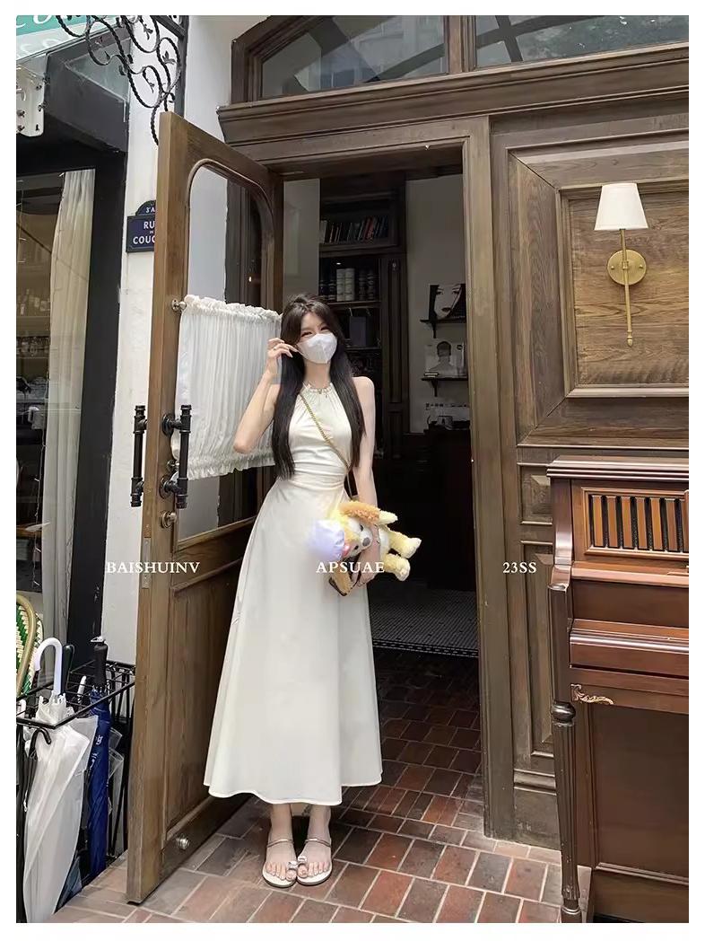 

Women s Chic Beach Halter Cutout Dress - Stylish, Age-Reducing Long Dress Medium бежевый