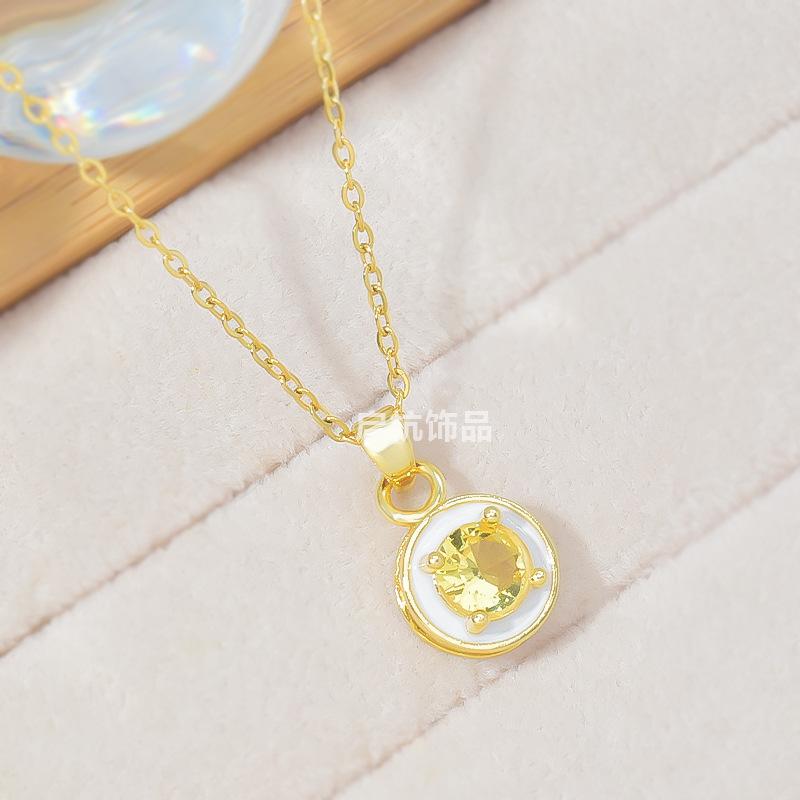 

Круглое ожерелье Женское Легкая роскошь Высокий класс Универсальная личность Инкрустированный цирконом кулон Изысканные украшения