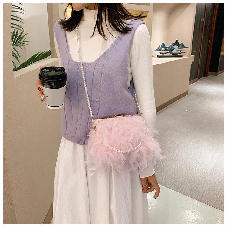 Korean Style Women's Evening Bag: Turkey Feather Crossbody with Pearl Chain and Ostrich Feather Clasp