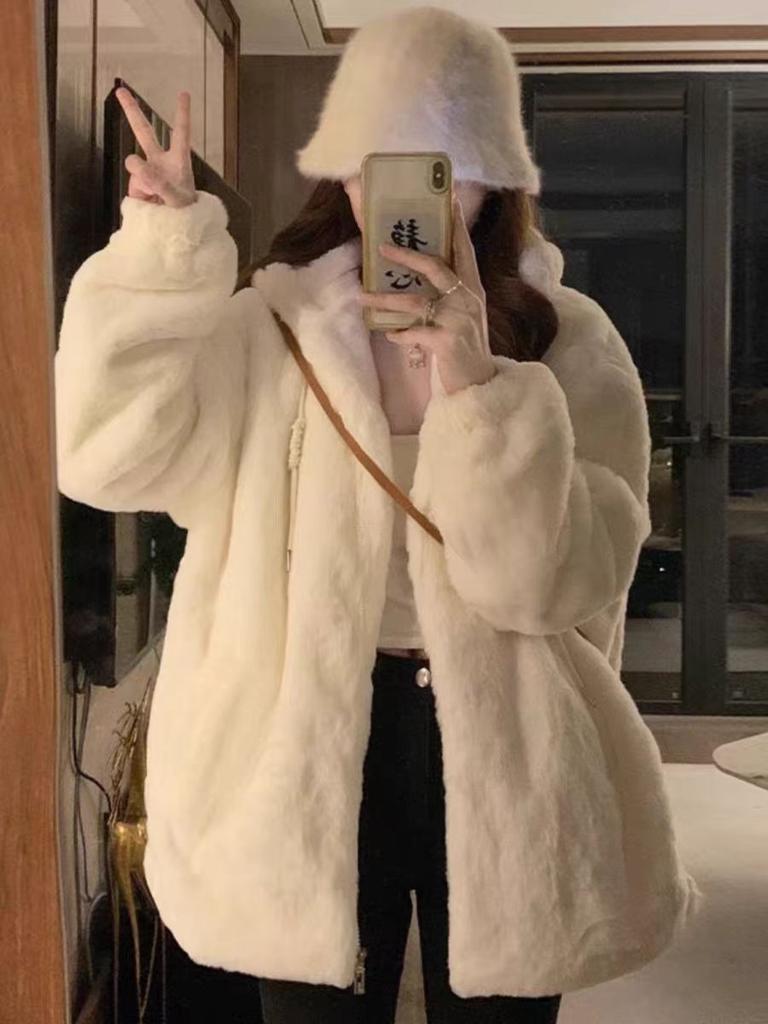 Korean Wool Teddy Jacket Girls' Winter Thick Fluffy Oversized Comfy and Warm Soft Coat Casual