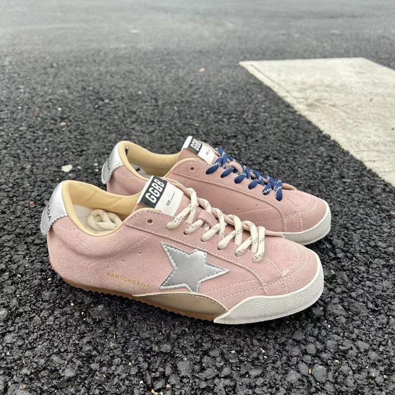 Nieuwe leren kleine vuile schoenen dames binnenhoogte verhoogt sterren vuile schoenen oude boardschoenen dames trend