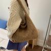 2025 new winter plush bag women's Korean version niche shoulder messenger bag large-capacity commuter woolen tote bag