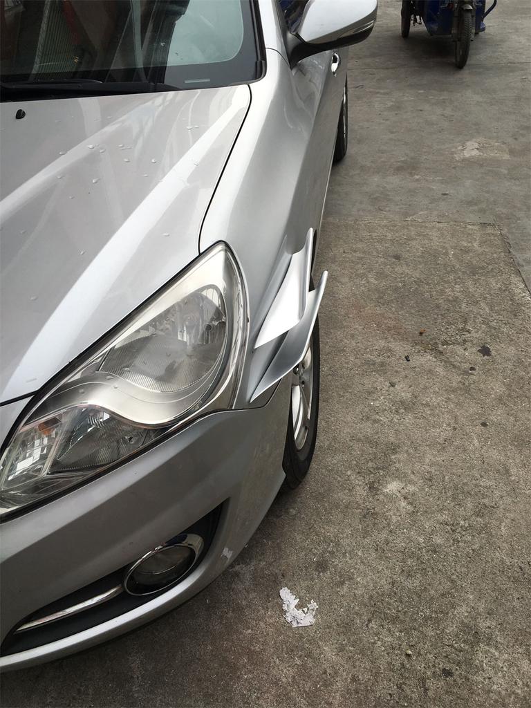 Car Bumper Splitter Fin Air Knife Front Bumper Lip Spoiler Canards Auto Body Kit