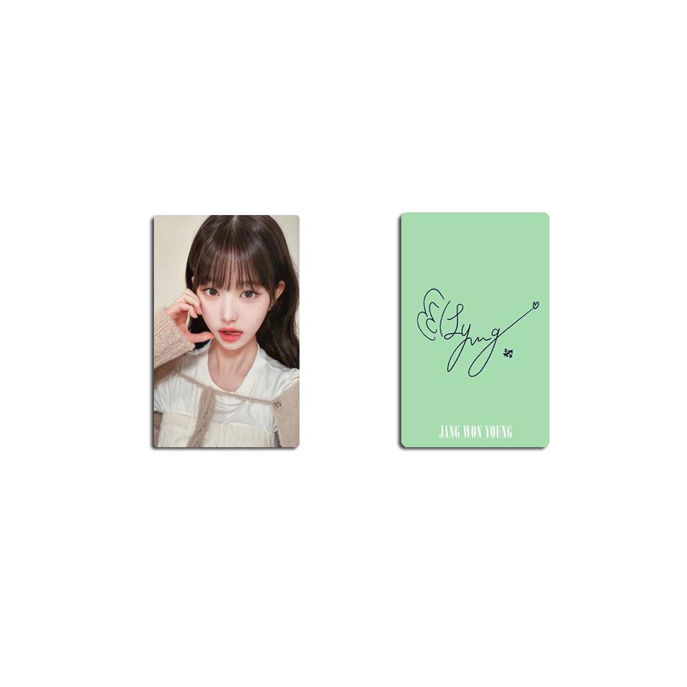 Set Photocard & Carte Postale du Groupe IVE Wonyoung Jang: Photocartes aléatoires, Cartes postales assorties, Petit design rond