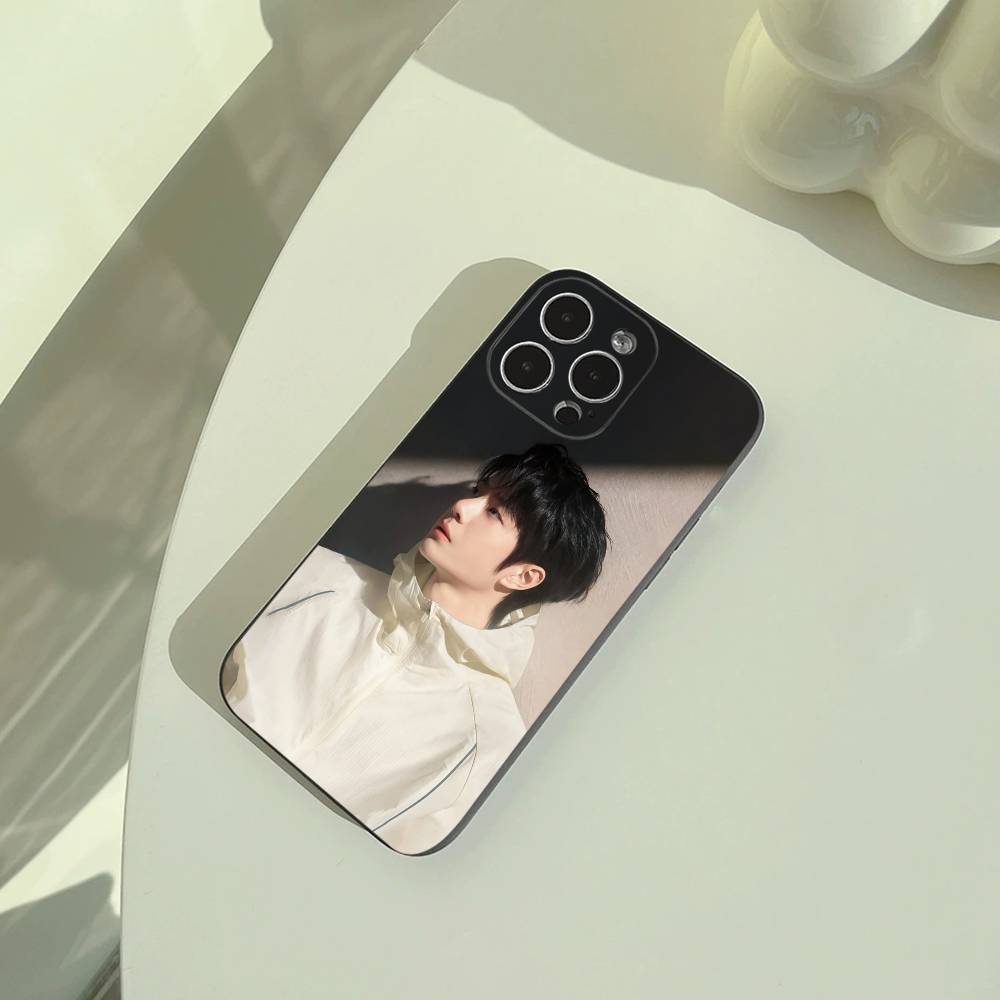 W-Wang- Yibo Phone Case For iPhone 17,16,15,14,13,12,11 Pro Max,16Plus,XS Lightweight and Practical Soft Black Cover