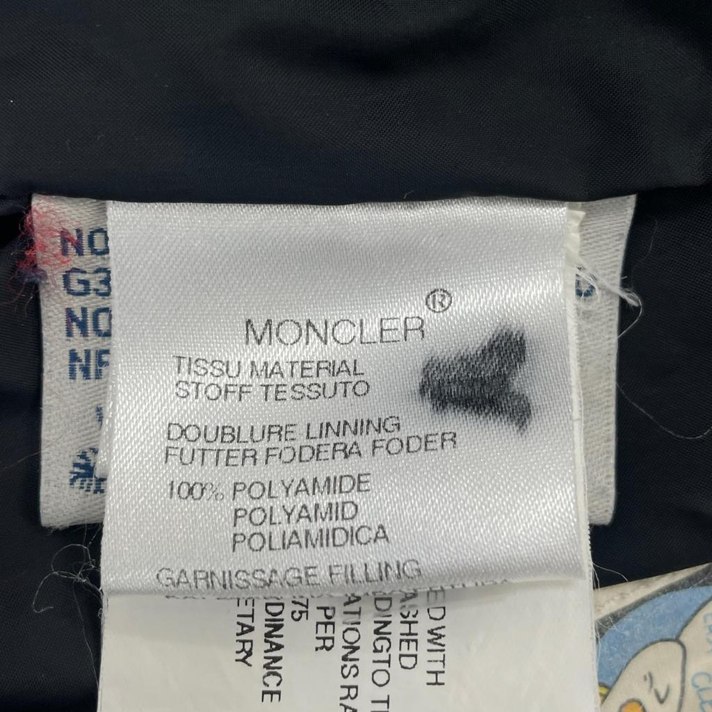 MONCLER (0) WOMEN Down vest black Authentic Model Z6HB021