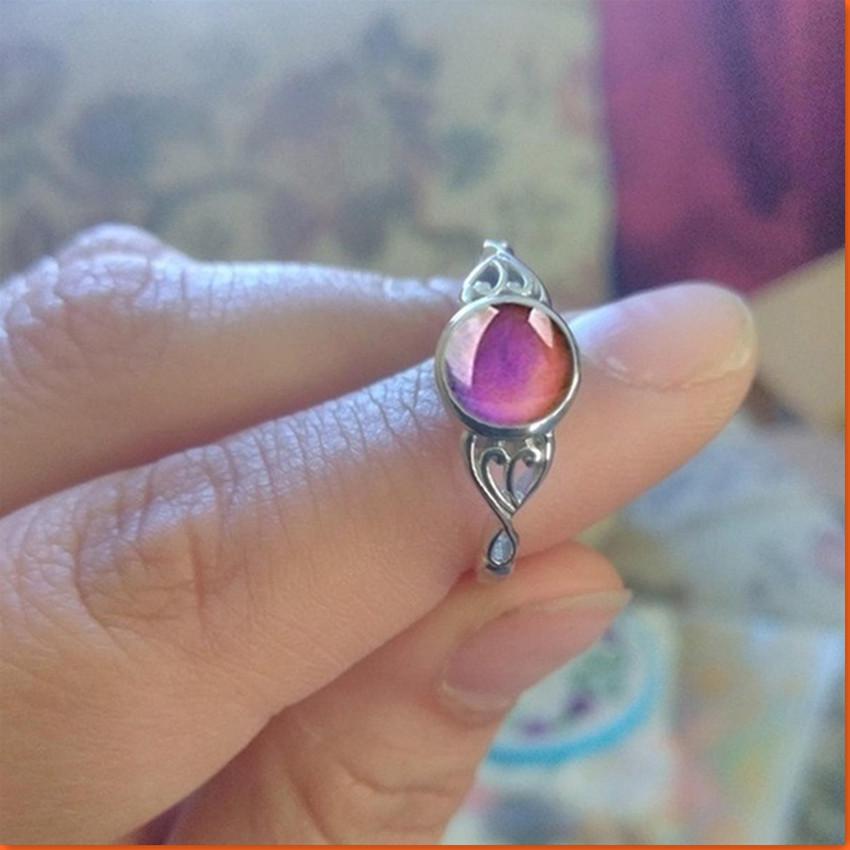 Yingqi's lightweight and elegant women's color-changing ring. Guaranteed no color change or your money back.