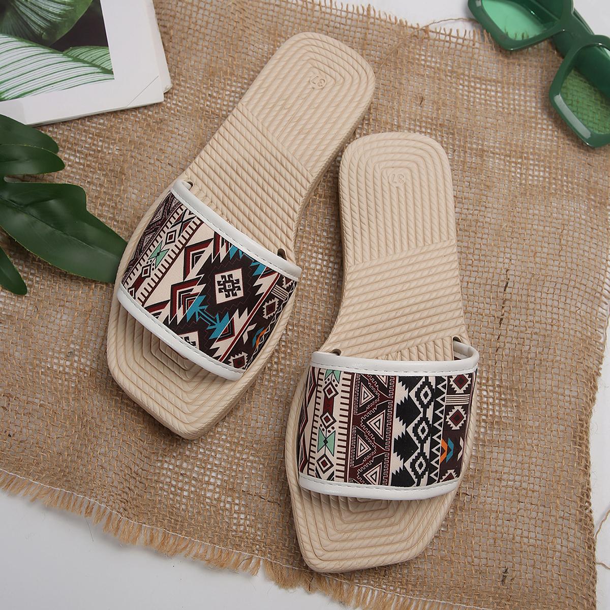 

Женские тапочки с римским принтом, летние новые трендовые домашние и уличные сандалии на плоской платформе, женские шлепанцы, женская дизайнерская обувь 43