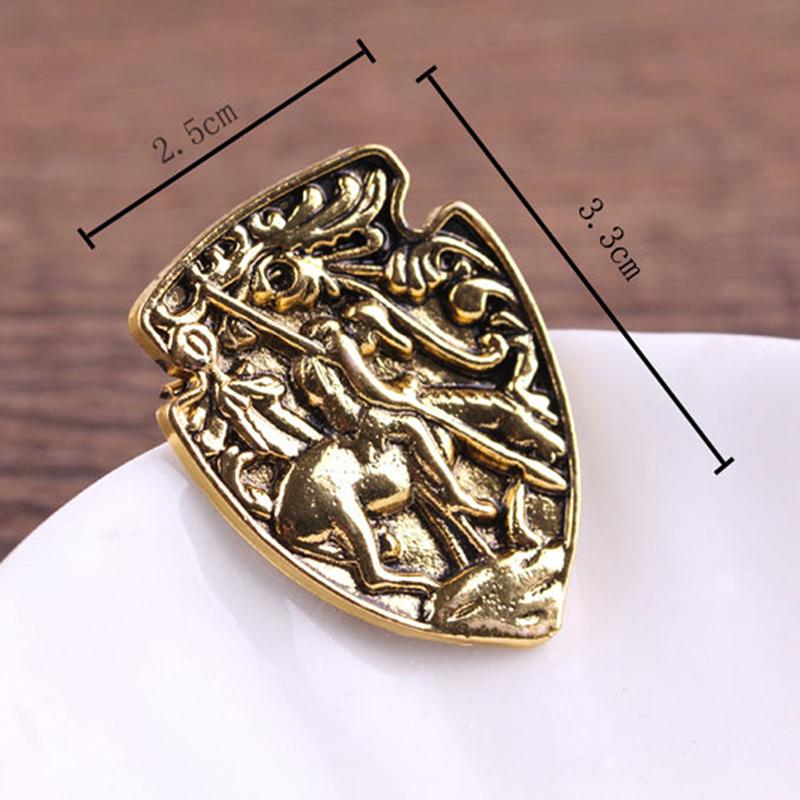 1Pc Vintage Wolf Knight Brooch Jewelry Unisex Collar Pin Buckle Collection