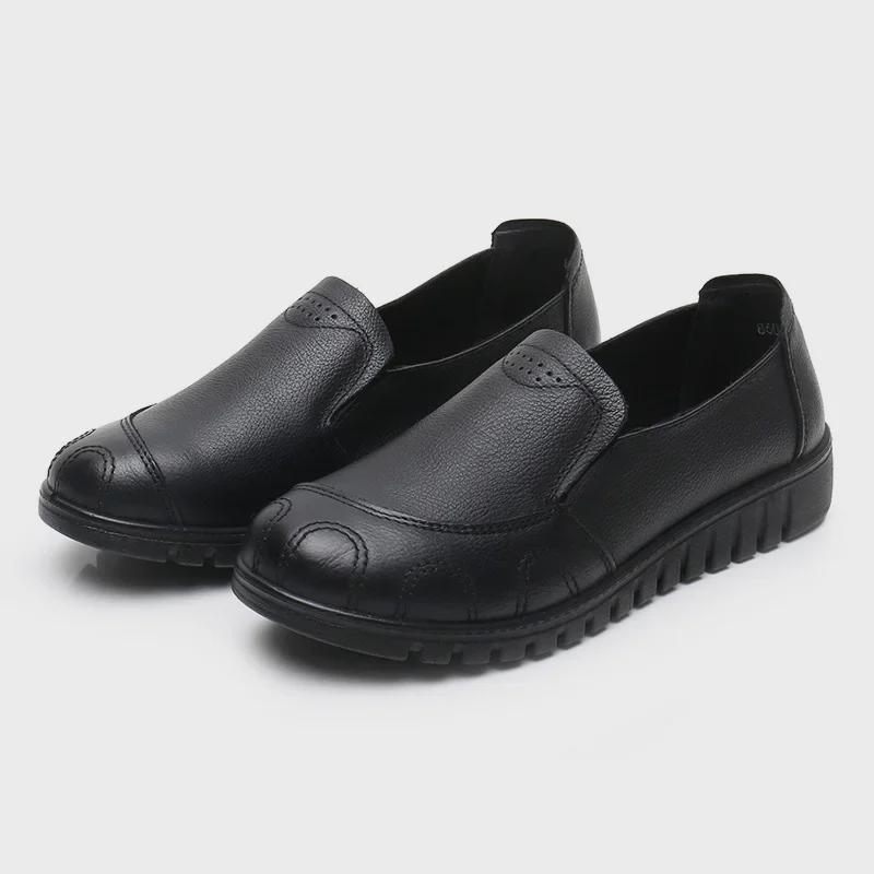 Stylish Flat Heel Soft Sole Shoes for Elderly Women