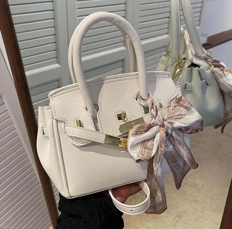 2024 Новая стильная платиновая сумка Женская сумка через плечо Сумка-кроссбоди бежевый