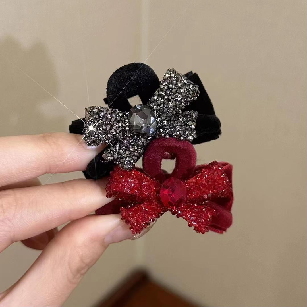 

Exquisite Rhinestone Red Velvet Bow Hair Claw Clip for Women Black Single