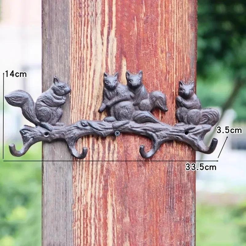 Letter Shape Hooks Metal Cast Iron Classical Retro Garden Courtyard Wall Decorate Clothes Hat Wall Mounted Rusty Colored Hook