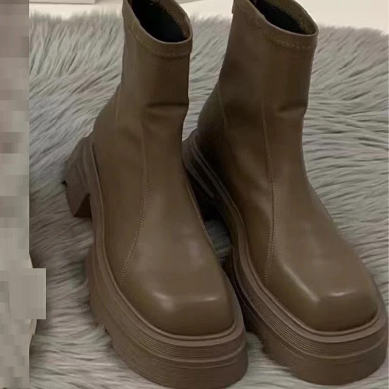 Mode Knöchelhohe Mittelhohe Absätze Chelsea Boots Winter Neue Mode Plateau Damen Reißverschluss Schuhe Goth Lässige Motorradstiefel Damen Dicke Schuhe
