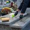 Kit de curățare pentru morminte- Include 6 buc. Unelte de curățare pentru pietre funerare pentru morminte din granit, marmură și piatră- Set de perii de curățat