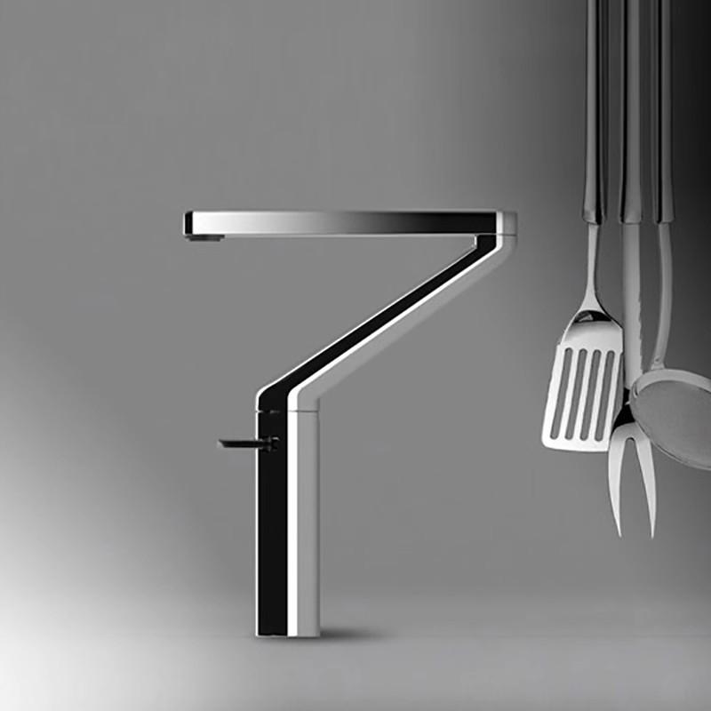 

New Arrival Basin Faucets chrome Bathroom Sink Faucets Single Handle Hot Cold Rotation Wash Mixer Water Tap lavatory water mixer