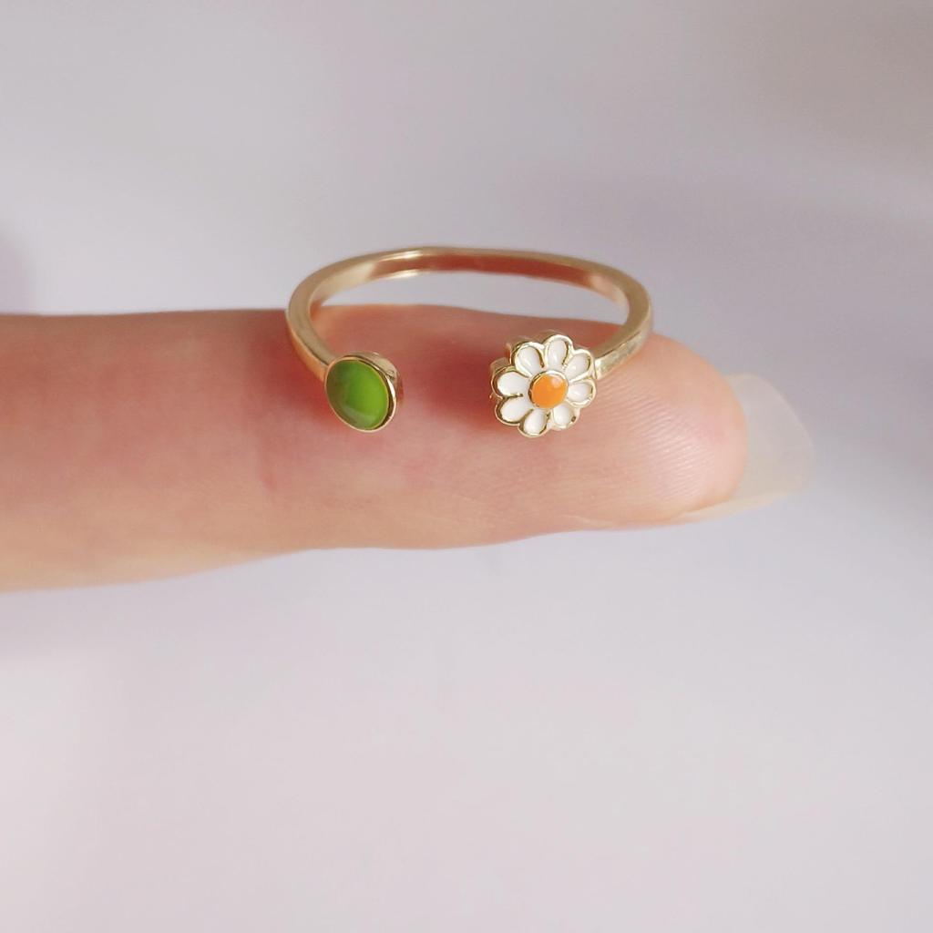 Summer Fresh Daisy Drop Ring: Versatile, Stylish Korean Design for Women