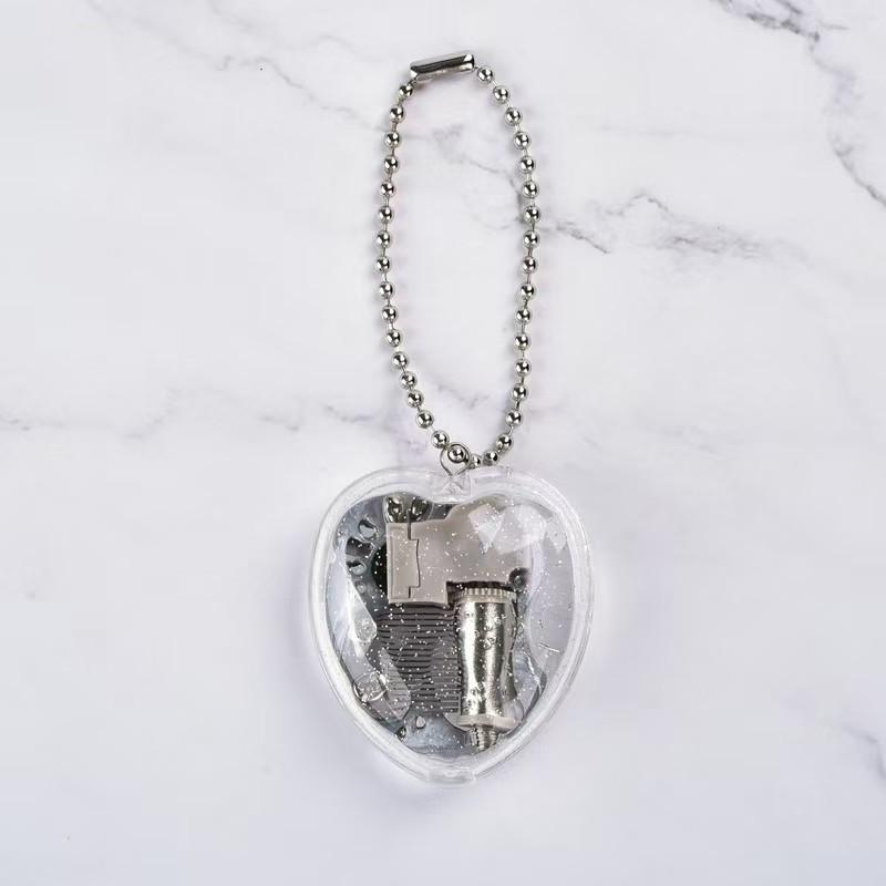 Creative craft gift heart-shaped keychain pendant music box music box music box travel souvenir children's toy